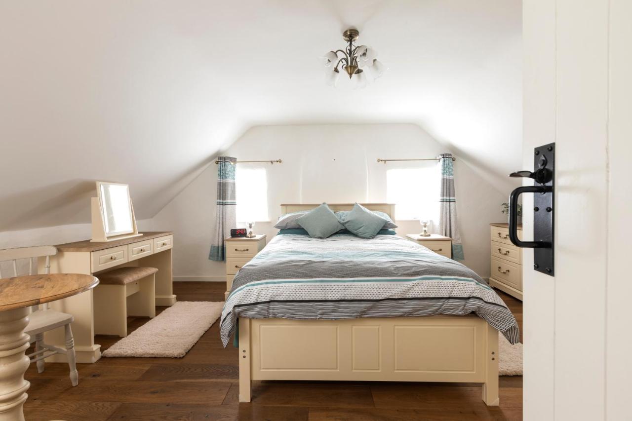 Katie'S Cottage Bellaghy Экстерьер фото